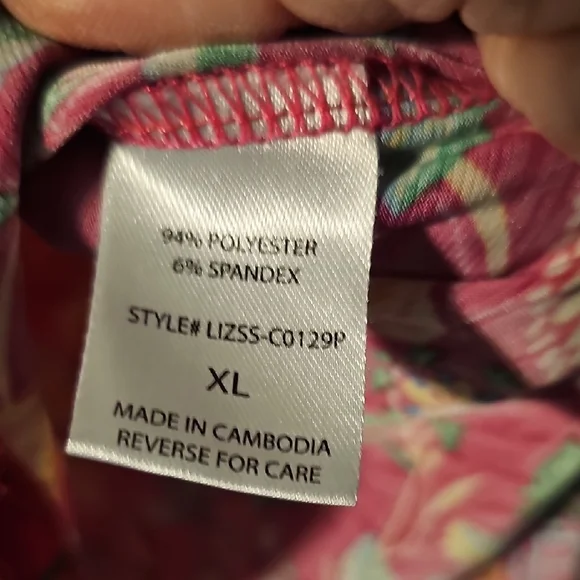 Floral Split-Neck Lizzy Blouse in Bright Pink - Picture 5 of 5